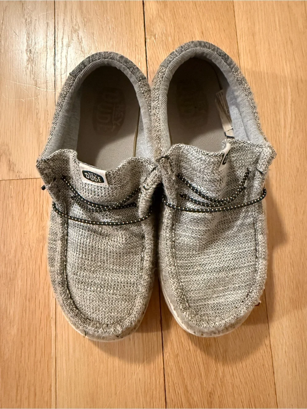 Boys Hey Dudes size 6